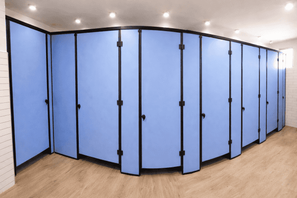 תא מרצפה-צבע תכלת,פרזול שחור